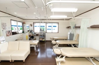 ゆらく接骨院　店内